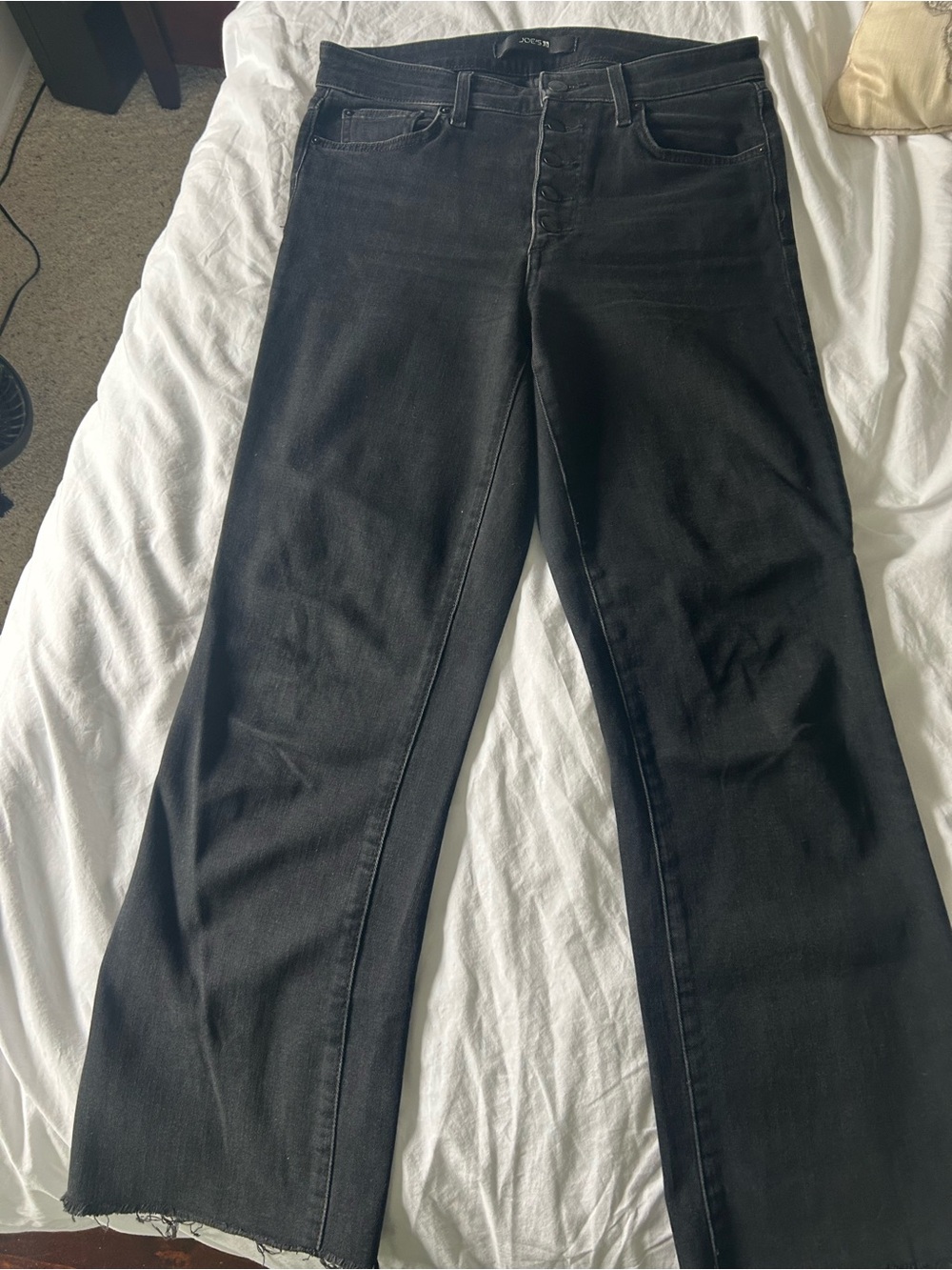 Joe’s Jeans Calllie high rise cropped jeans in washed black